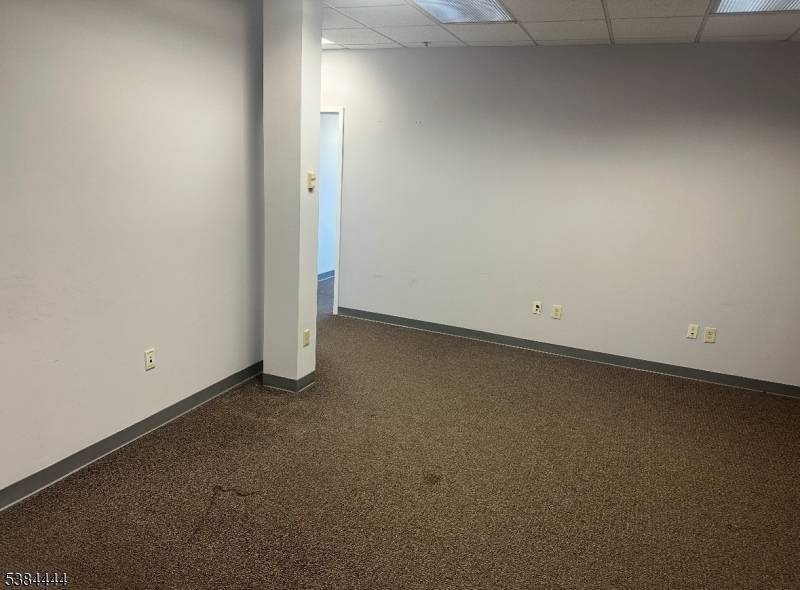 Springfield Twp., NJ 07081,100 Morris Ave