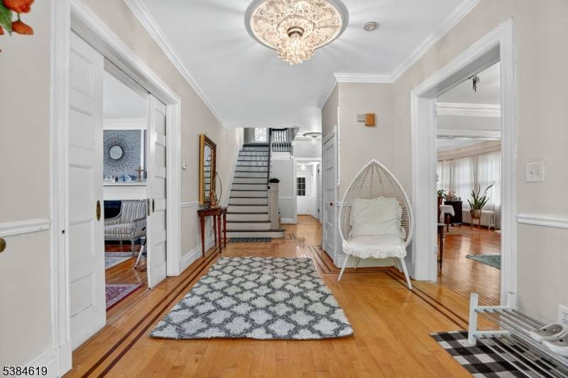 Englewood City, NJ 07631,285 Maple St