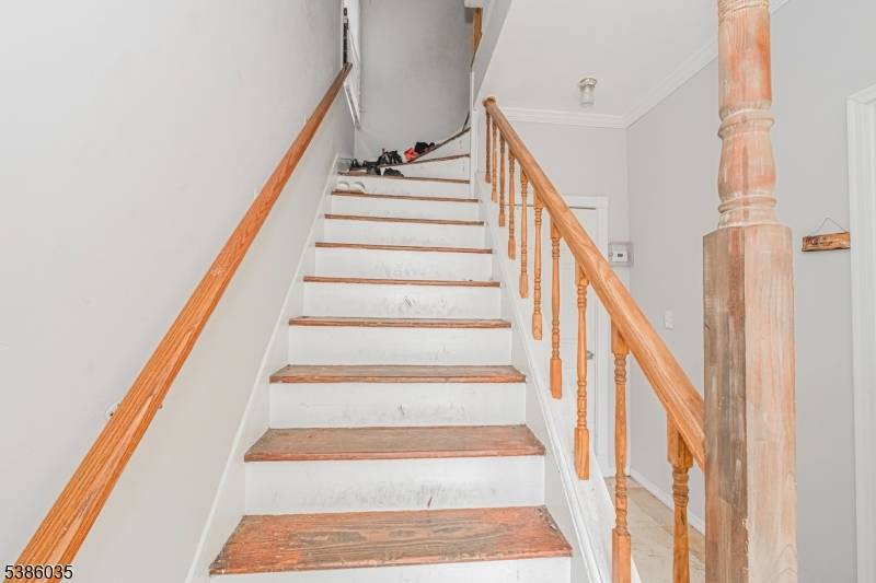 Newark City, NJ 07106,21 Gladstone Ave