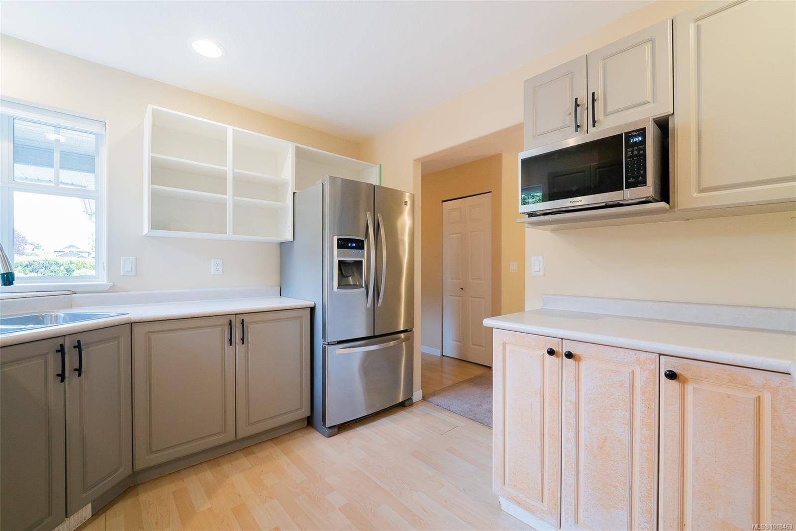 Nanaimo, BC V9V 1V1,6166 Delray Pl