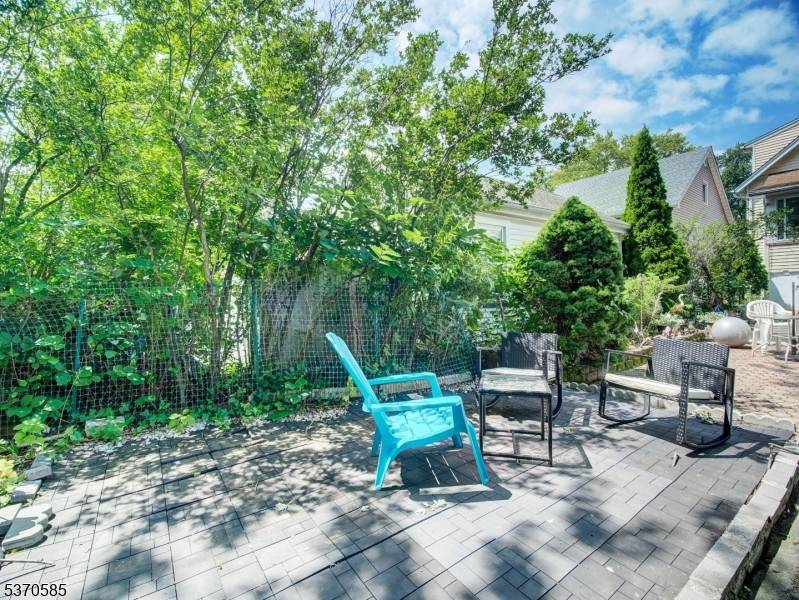 Springfield Twp., NJ 07081,73 S Maple Ave