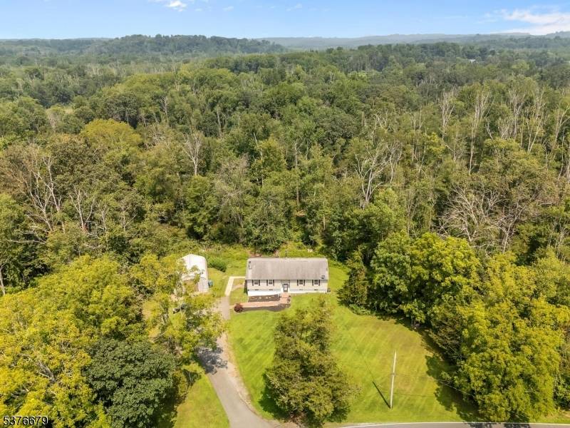 Allamuchy Twp., NJ 07838,411 Shades Of Death Rd