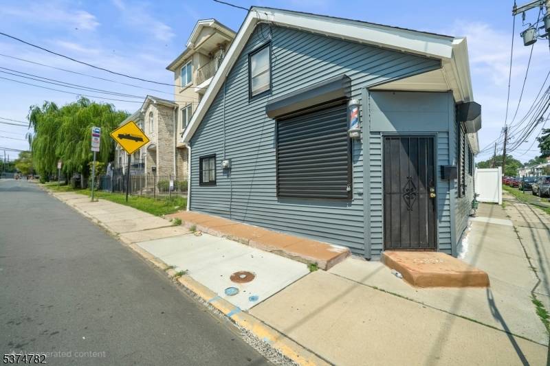 Hillside Twp., NJ 07205,339 Hillside Ave