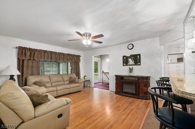 Dover Town, NJ 07801,1 Rockridge Ter