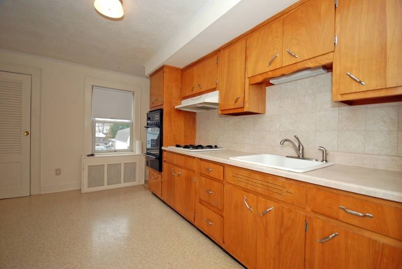 Chatham Boro, NJ 07928,10 Center Pl