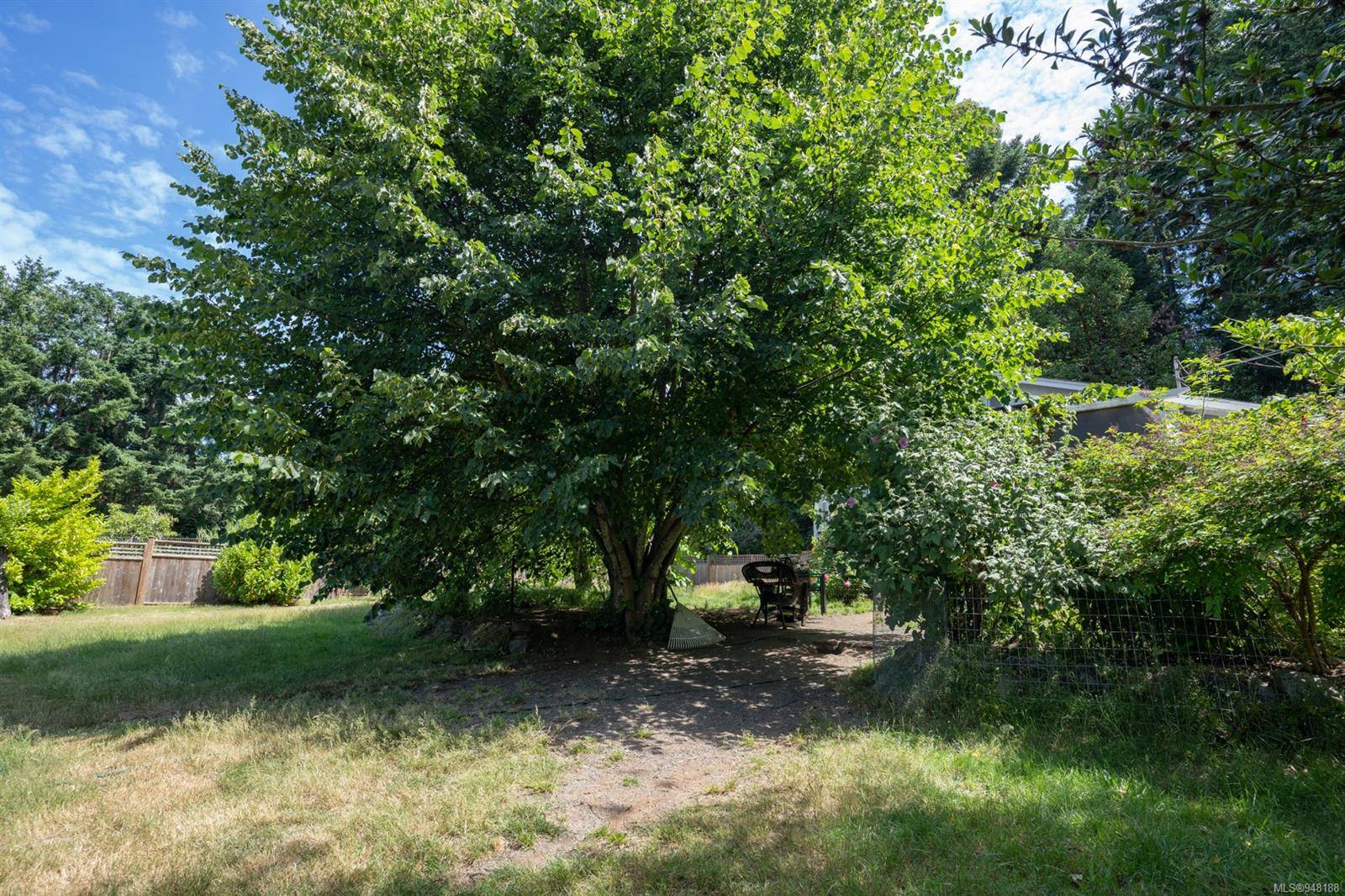 Nanaimo, BC V9T 2L6,6084 Metral Dr