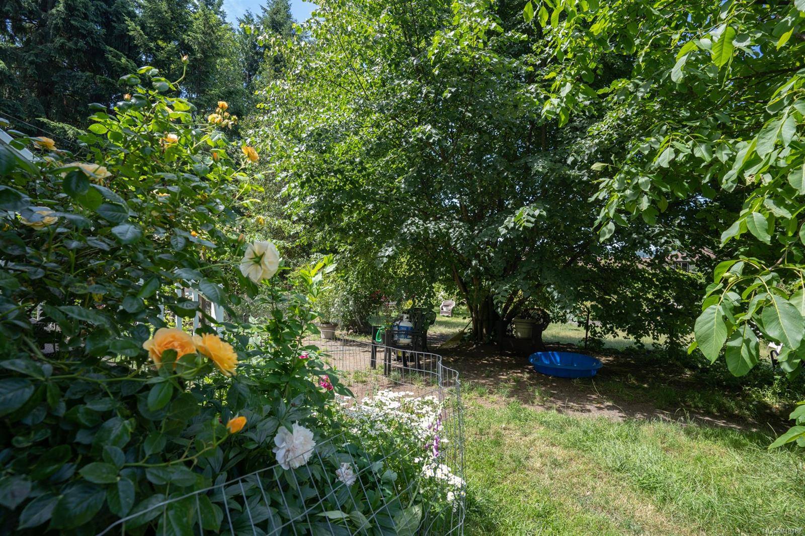 Nanaimo, BC V9T 2L6,6084 Metral Dr