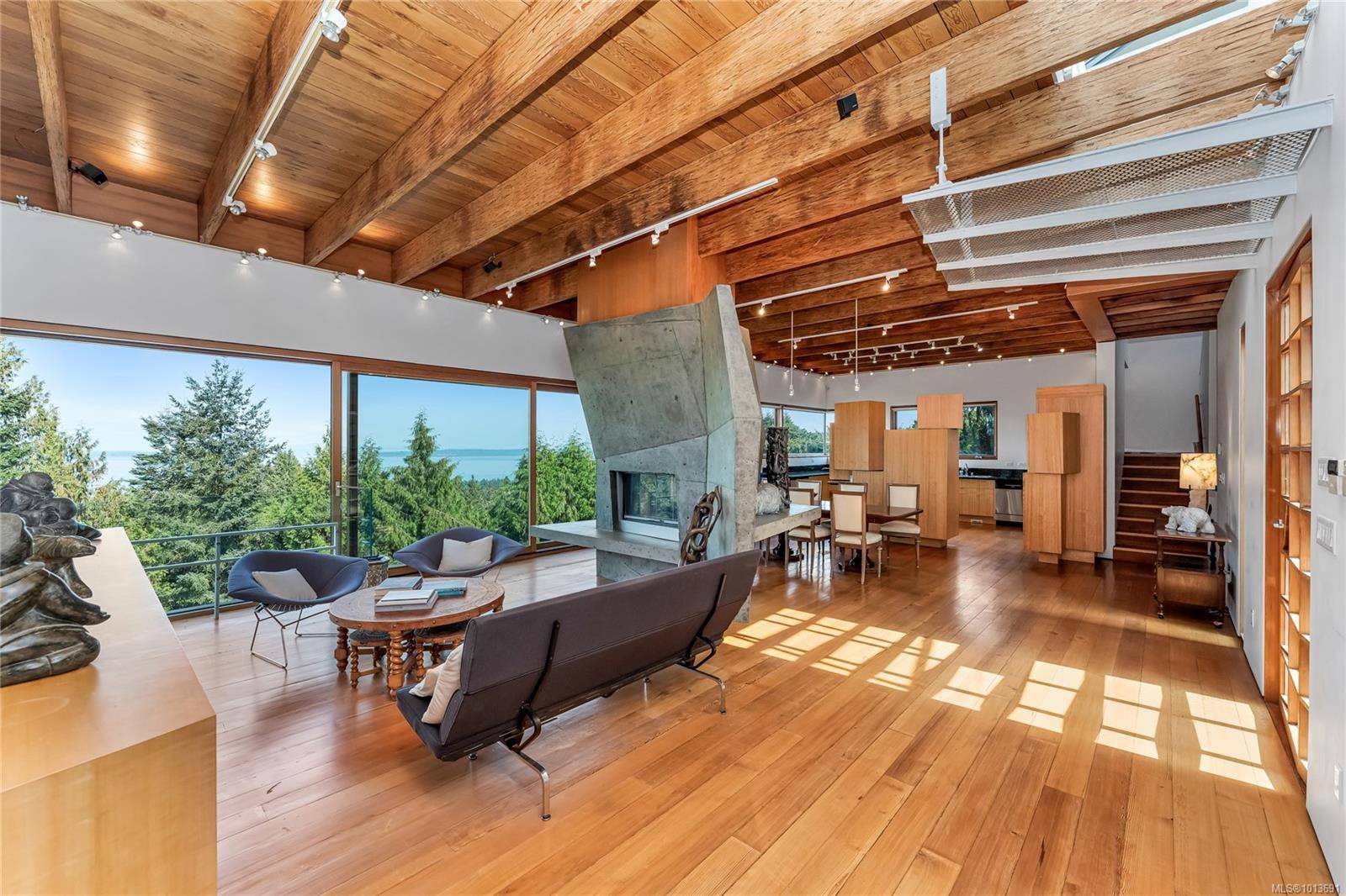 North Saanich, BC V8L 5B1,8909 Park Pacific Terr