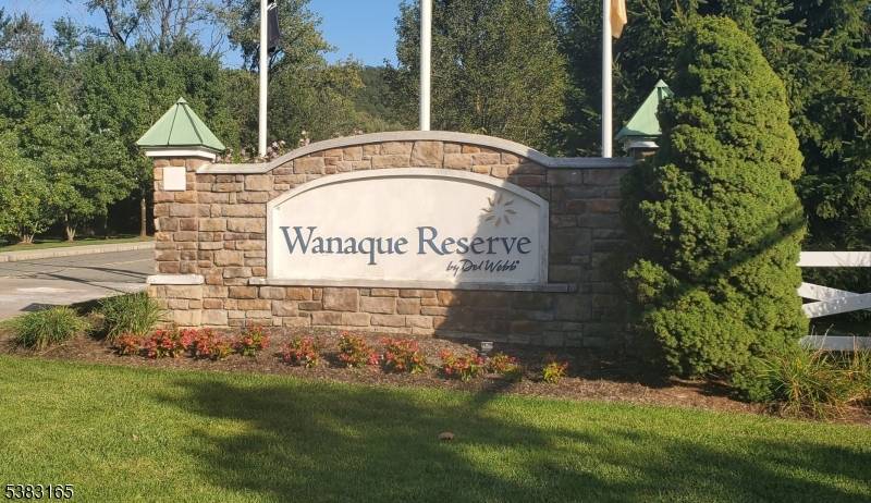 Wanaque Boro, NJ 07465,7414 Warrens Way #414