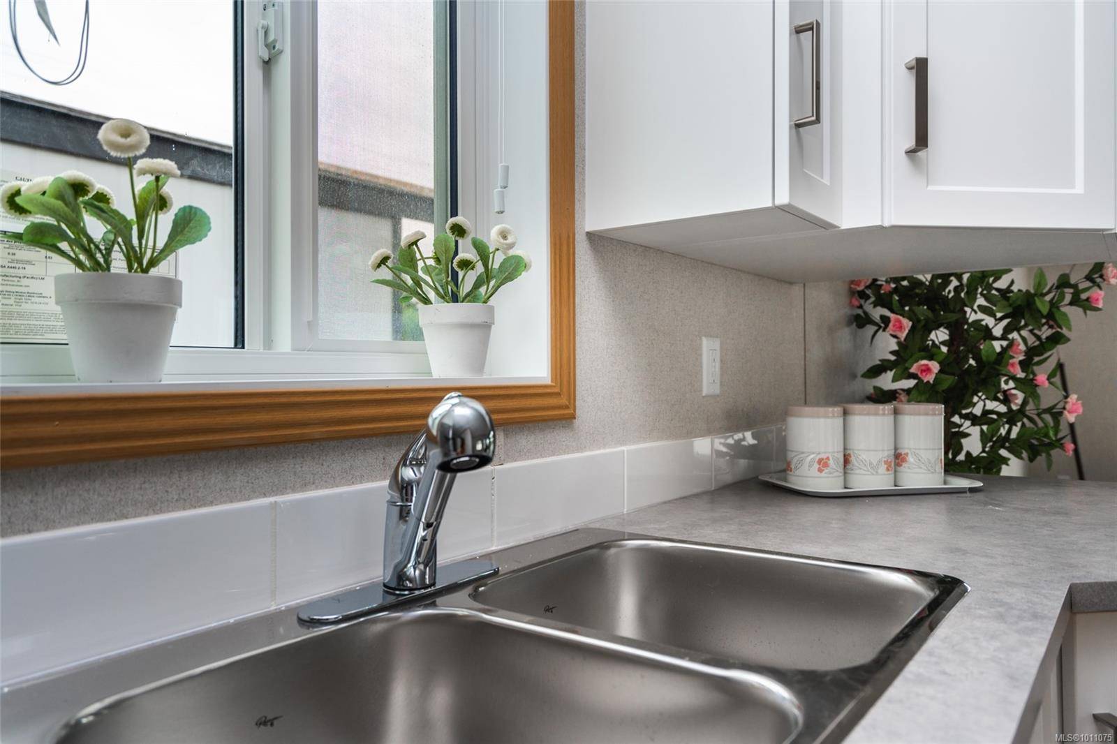 Ucluelet, BC V0R 3A0,731 Marine Dr #31