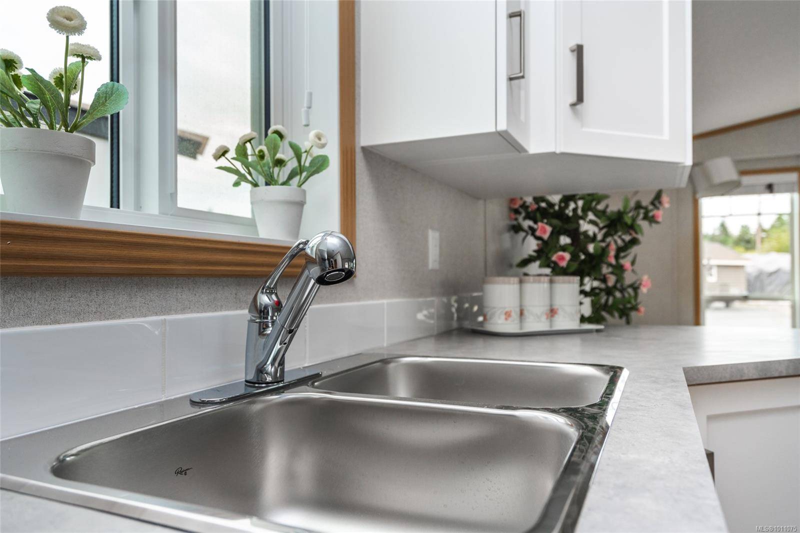 Ucluelet, BC V0R 3A0,731 Marine Dr #31