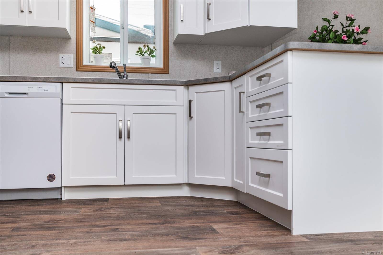 Ucluelet, BC V0R 3A0,731 Marine Dr #31