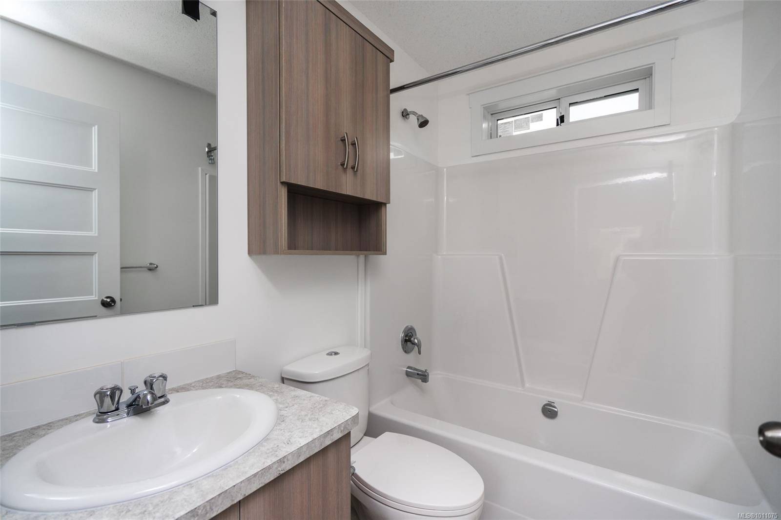 Ucluelet, BC V0R 3A0,731 Marine Dr #31