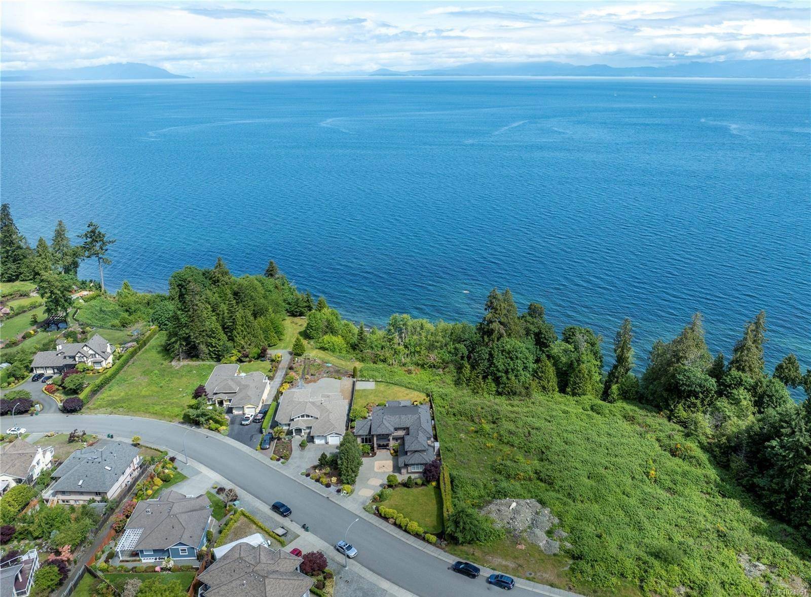 Nanaimo, BC V9V 1G1,6069 Breonna Dr