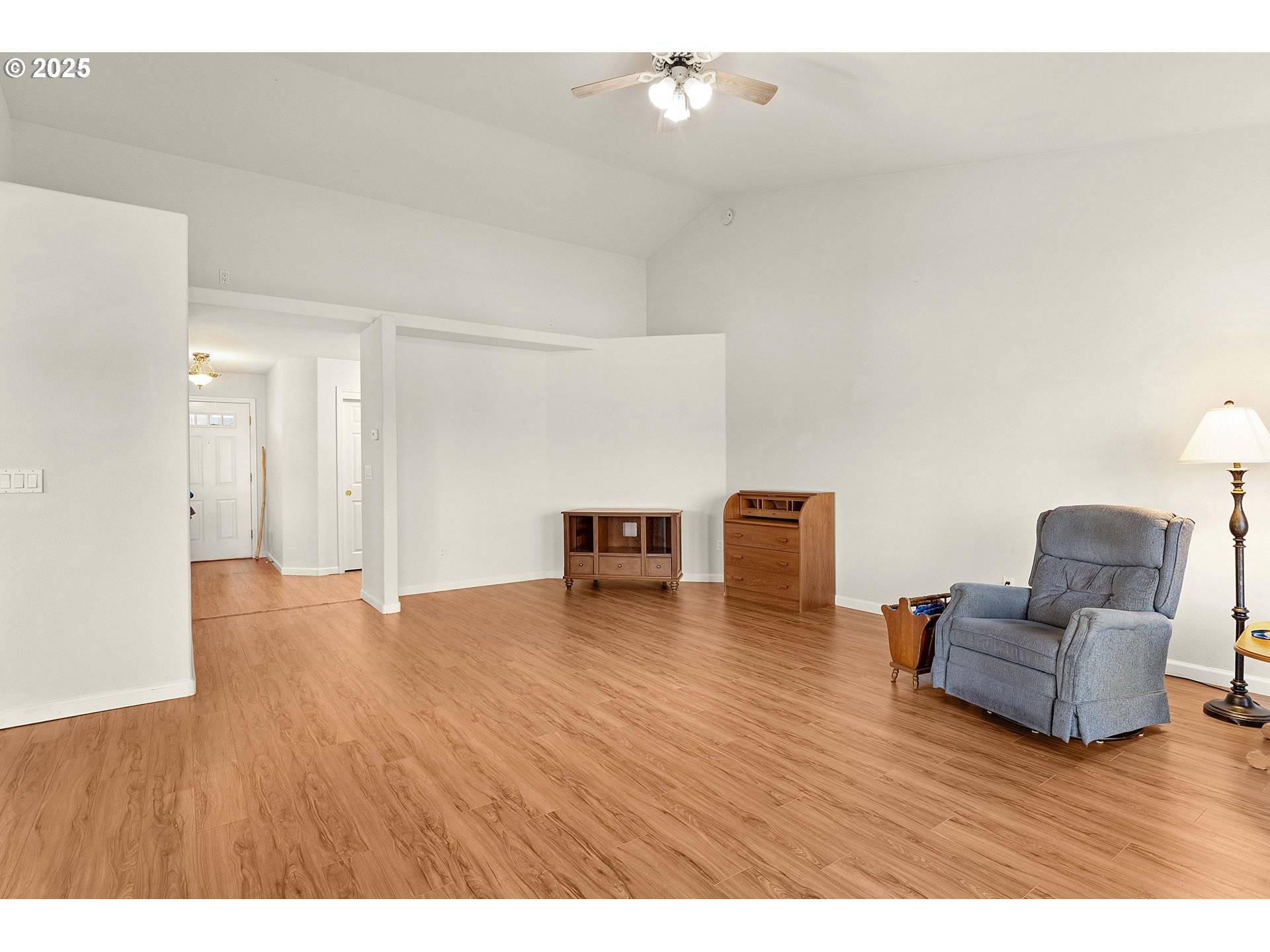 Sutherlin, OR 97479,2657 GREYFOX DR