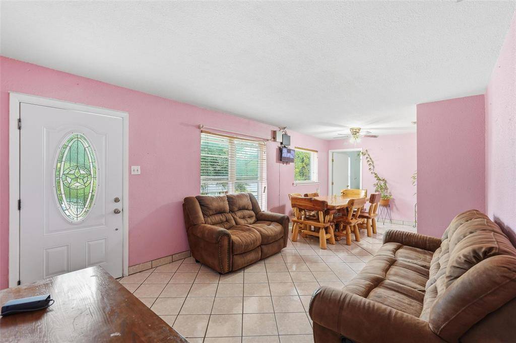 2223 Longwood Lane, Dallas, TX 75228