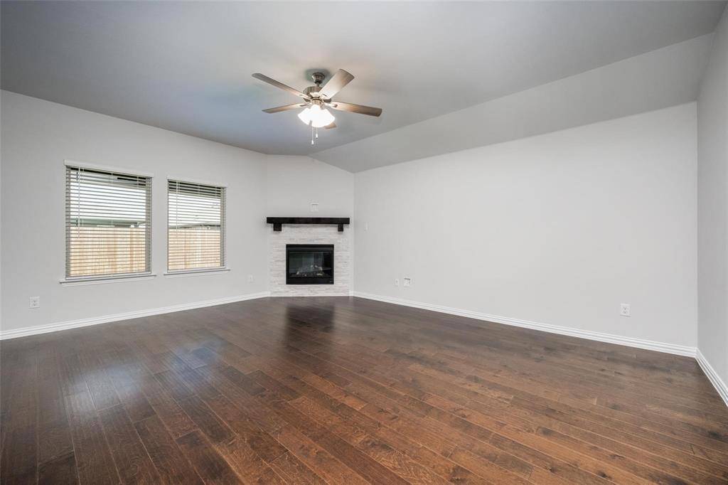 Denton, TX 76207,5113 Unity Drive