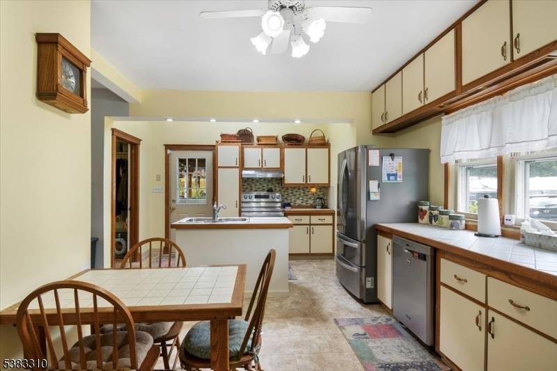 Rockaway Boro, NJ 07866,64 Franklin Ave