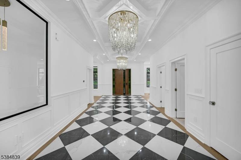 Millburn Twp., NJ 07078,55 Troy Dr