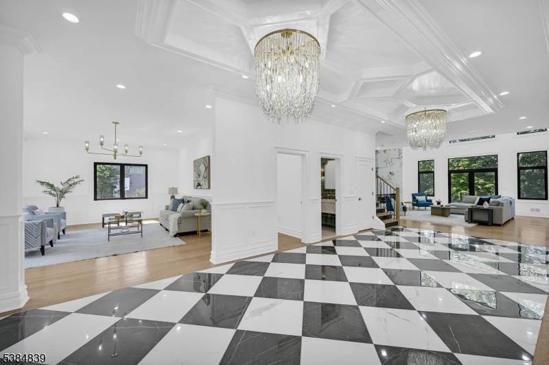 Millburn Twp., NJ 07078,55 Troy Dr