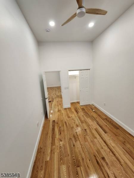 Paterson City, NJ 07505,189 Main St #3B