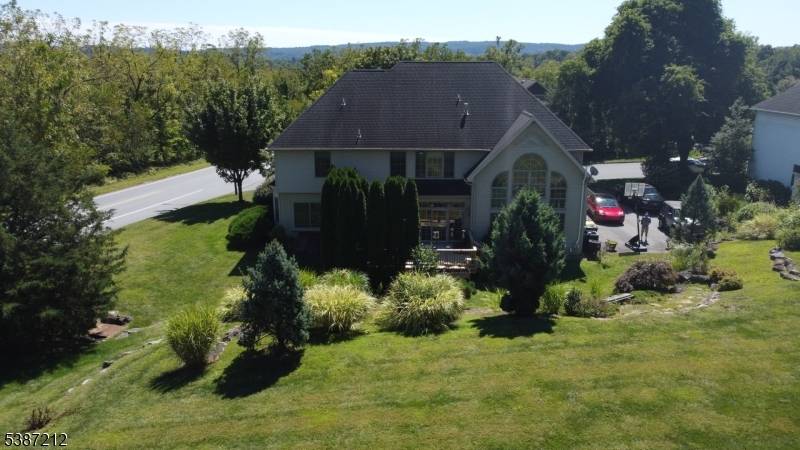 Pennsylvania, NJ 18015,2142 Fieldstone Dr