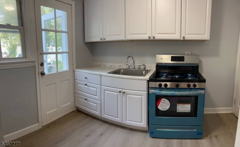 Cranford Twp., NJ 07016,77 Centennial Ave