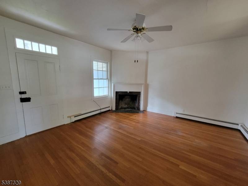 Belvidere Twp., NJ 07823,504 Third St