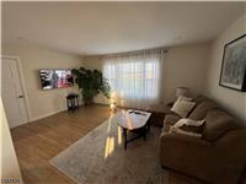 Kearny Town, NJ 07032,261 Schuyler Ave