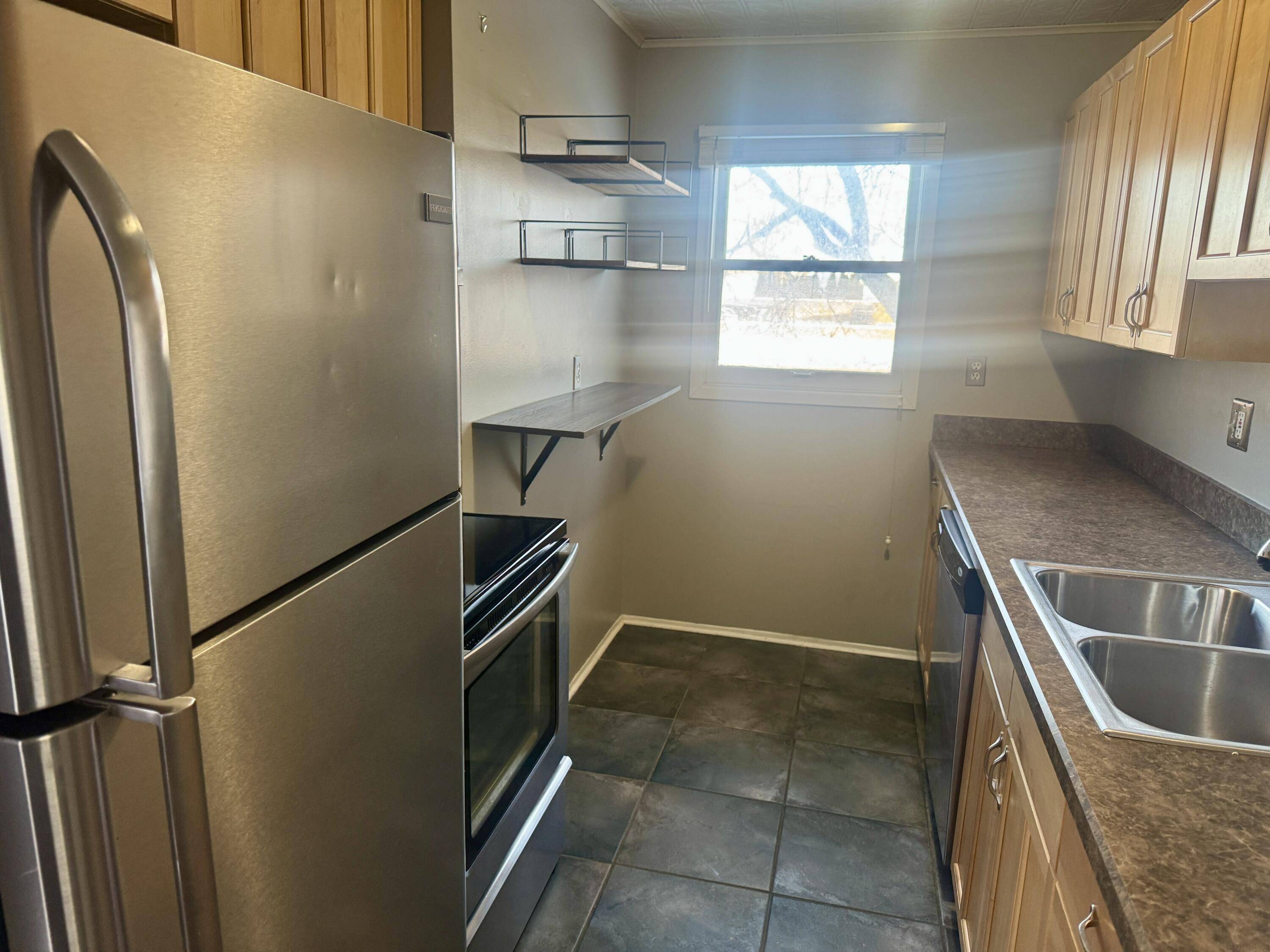 Royal Oak, MI 48073,5065 N Crooks RD #52