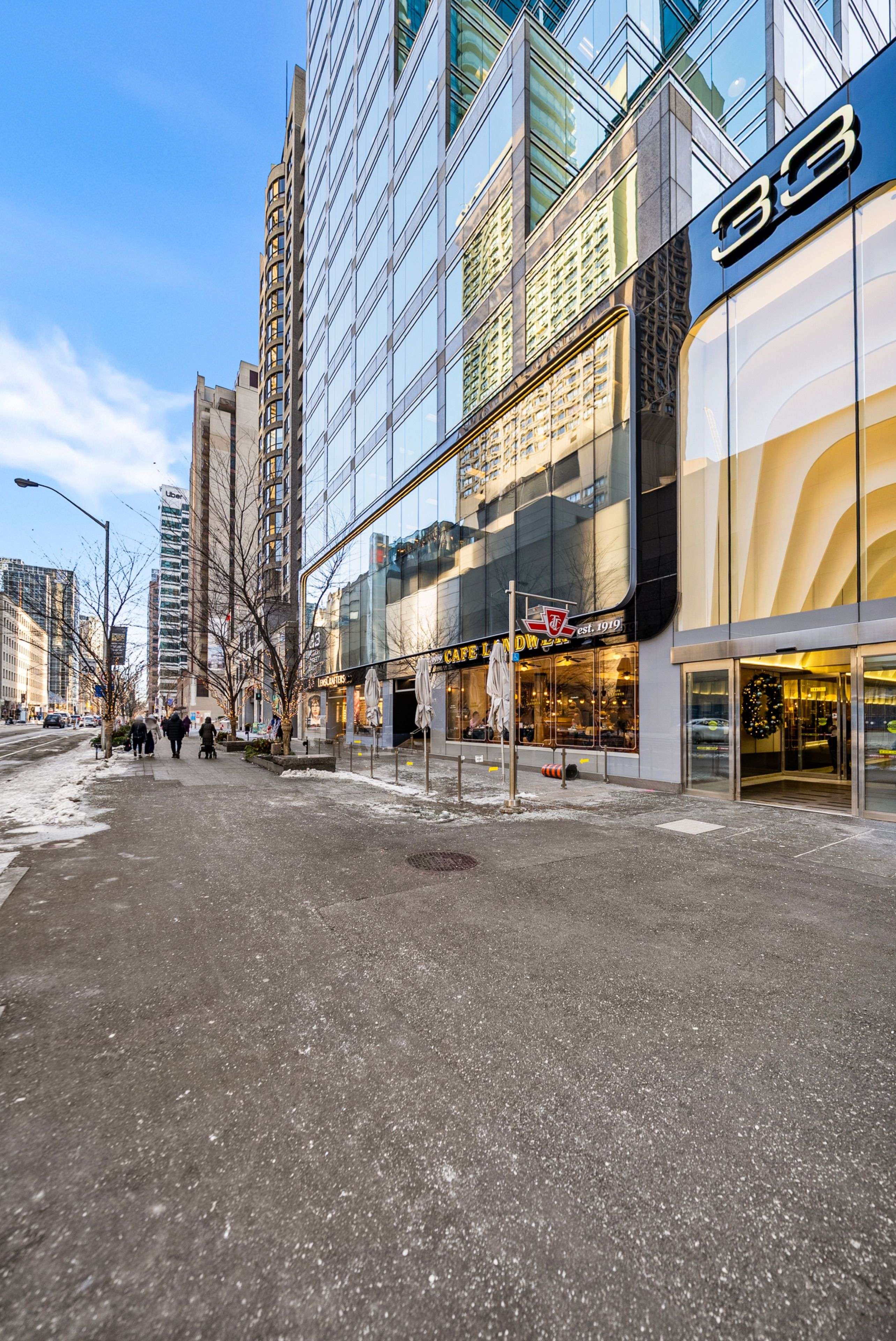 Toronto C08, ON M4W 0A8,1 Bloor ST E #6010