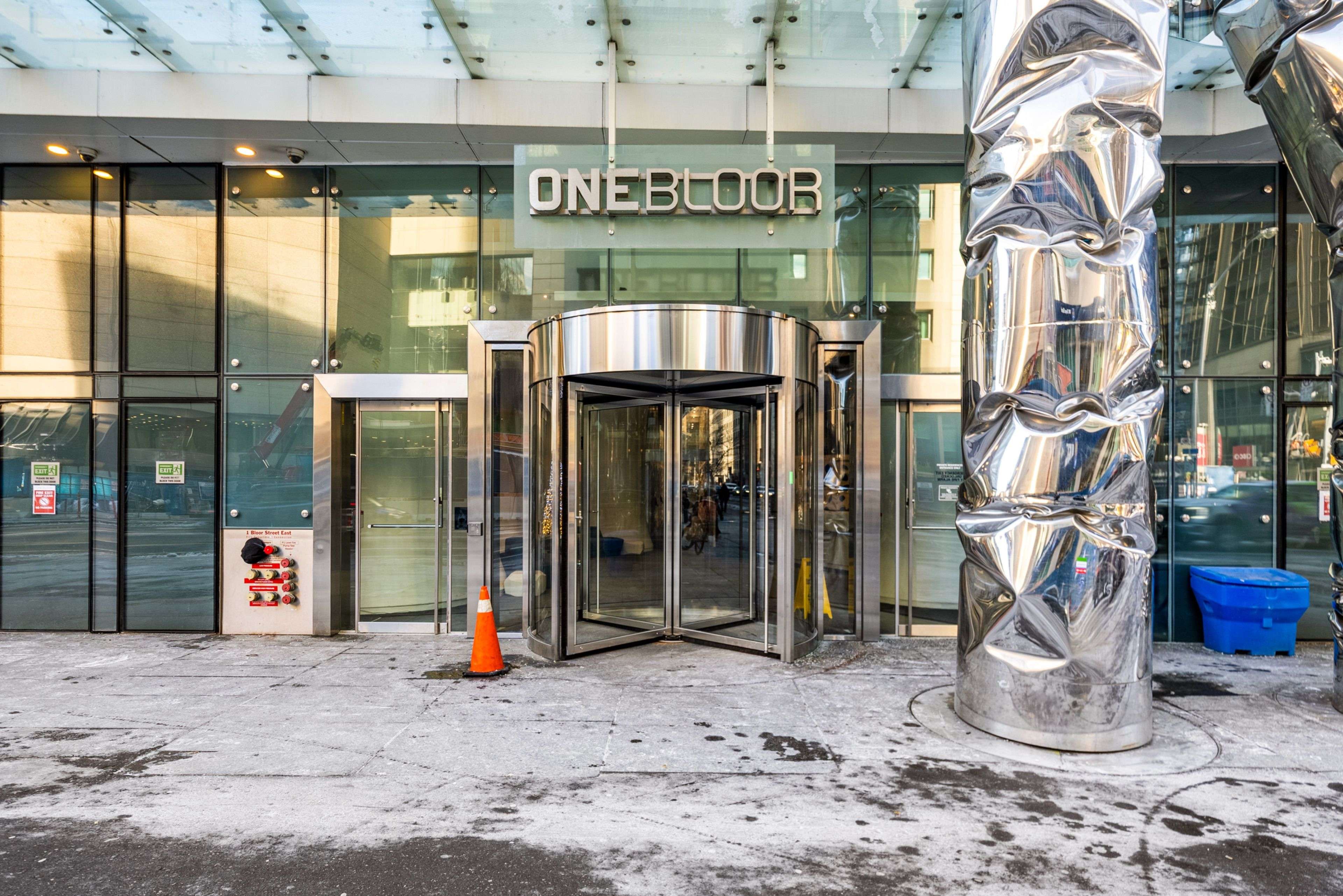 Toronto C08, ON M4W 0A8,1 Bloor ST E #6010