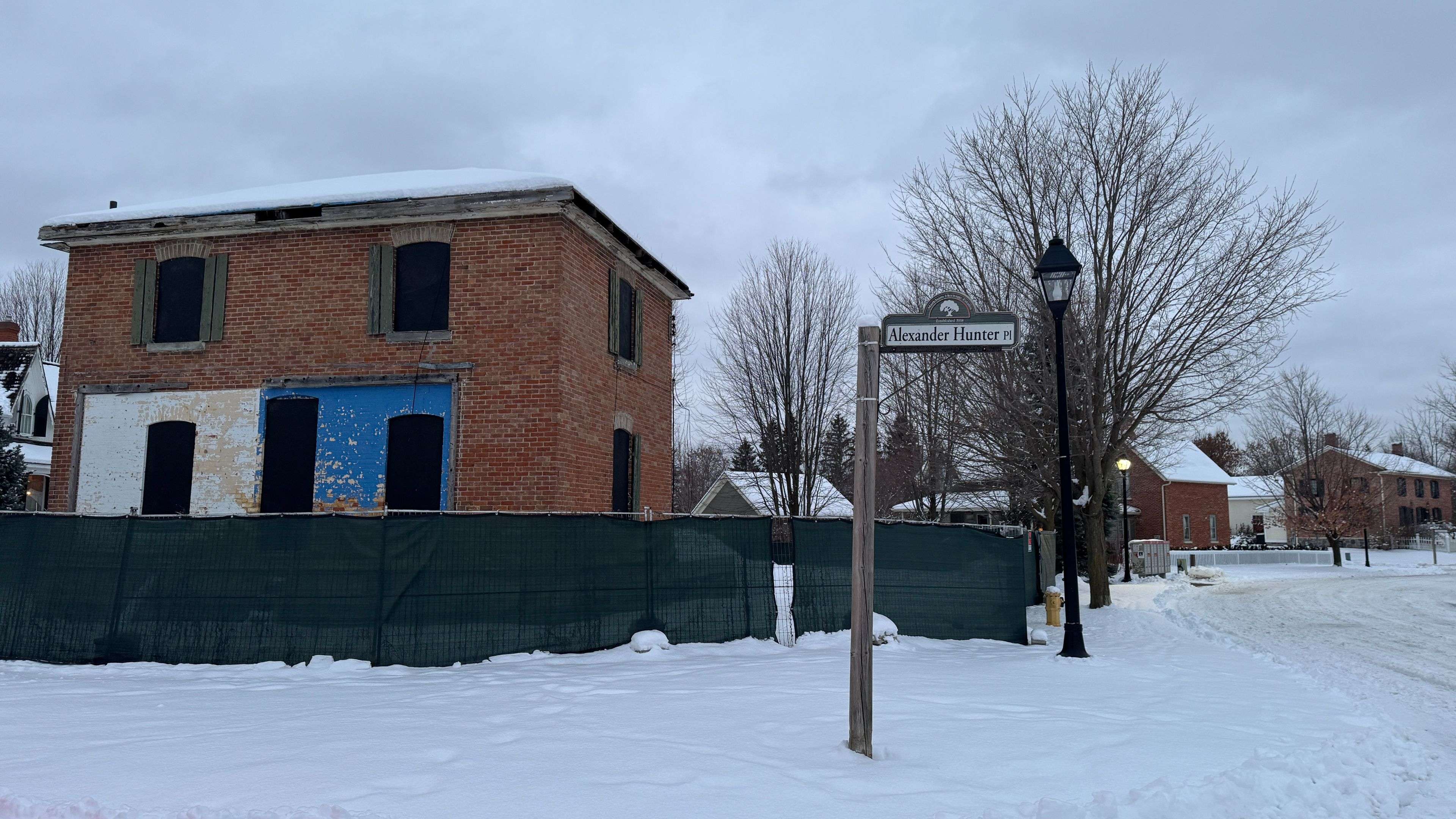 Markham, ON L6E 1A8,2 Alexander Hunter PL