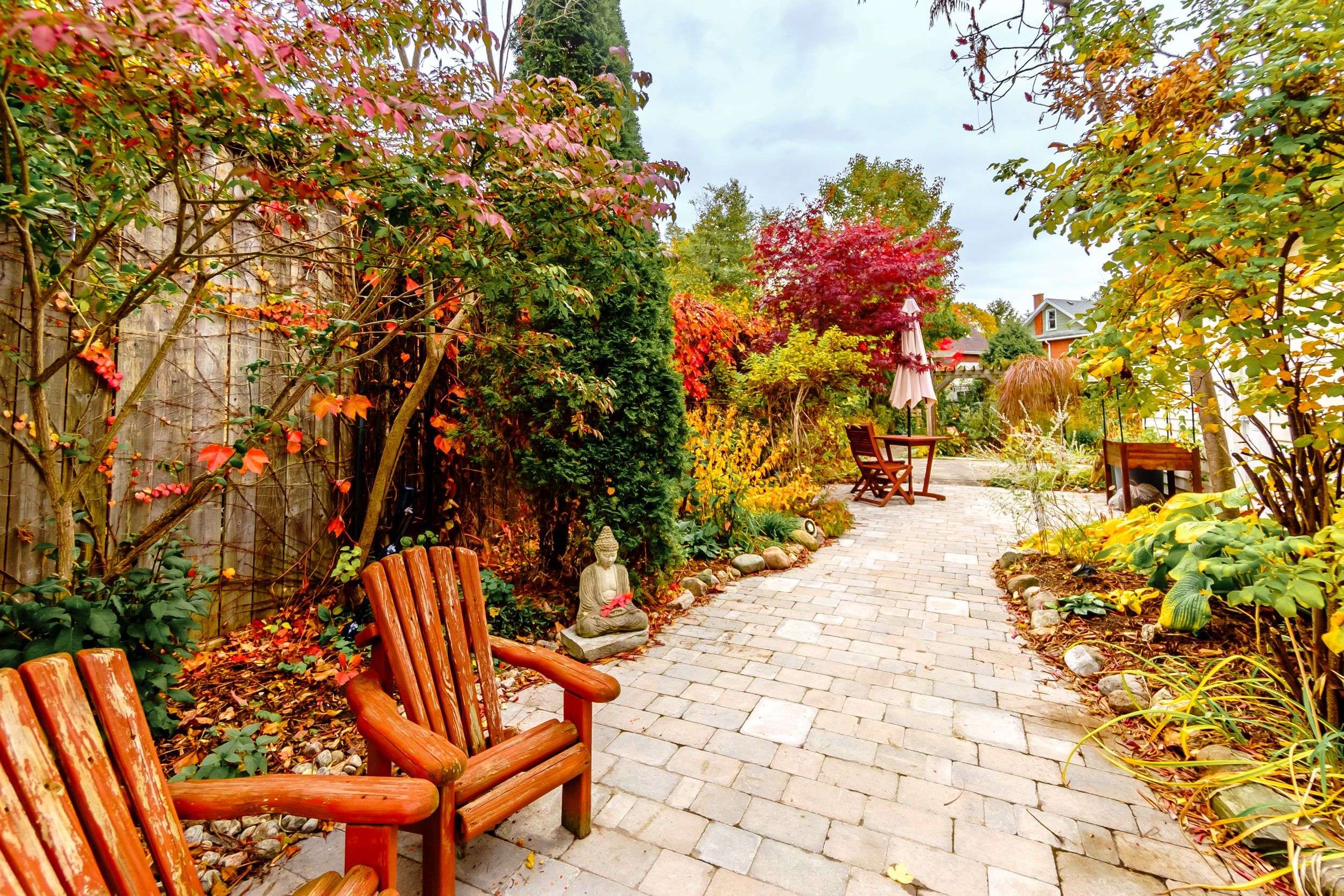 Peterborough, ON K9H 1T7,458 Driscoll TER