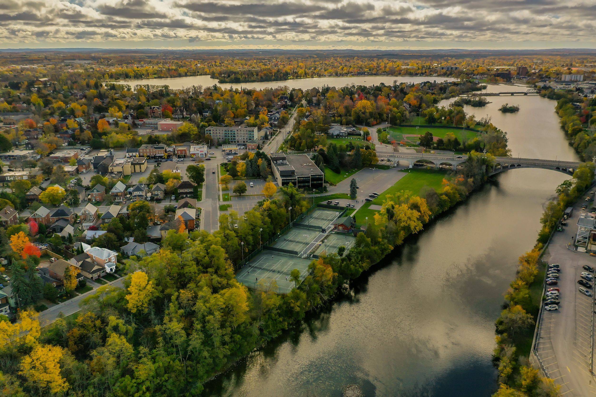 Peterborough, ON K9H 1T7,458 Driscoll TER