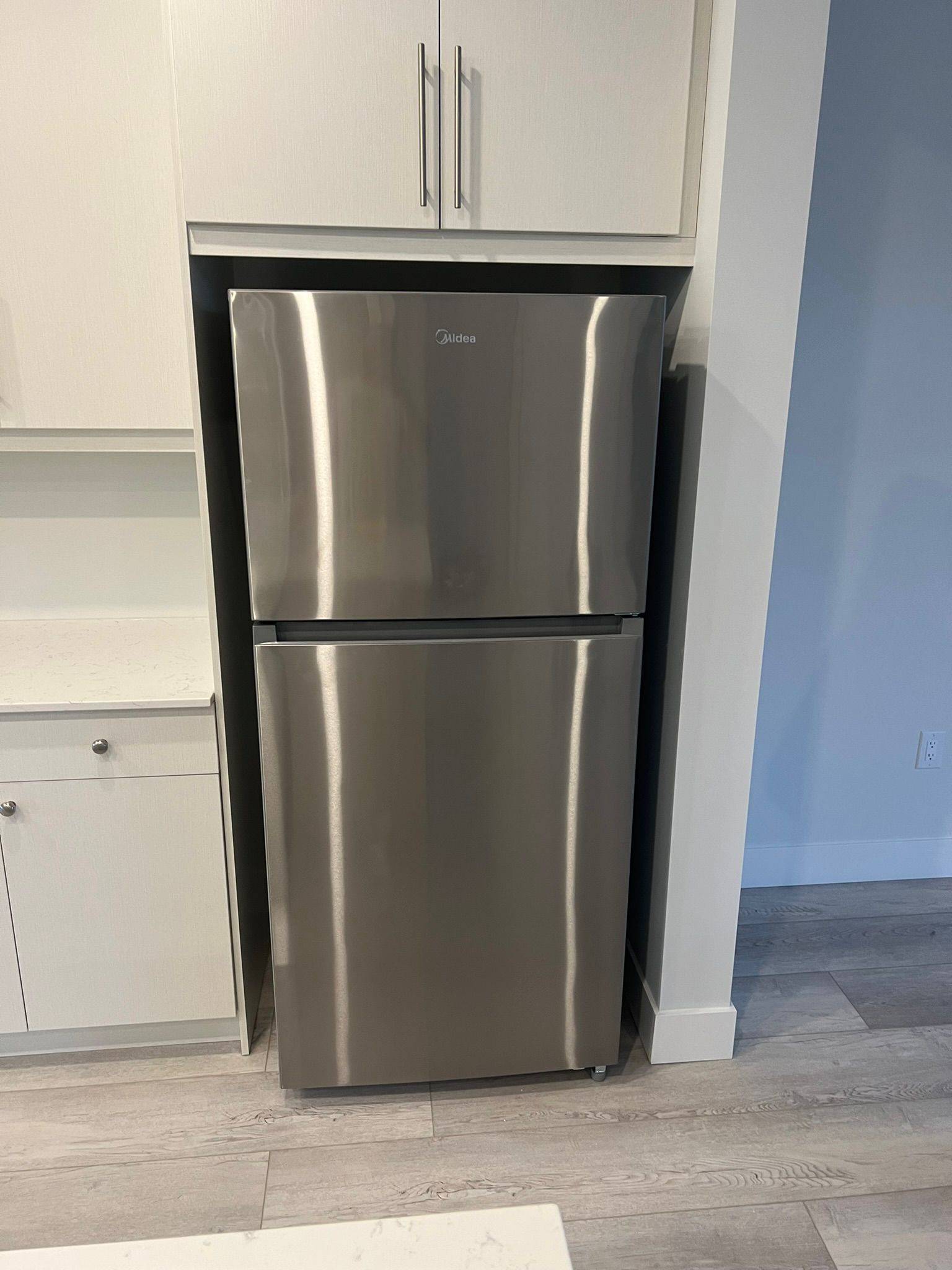 London South, ON N5Z 5A4,990 Deveron CRES #3