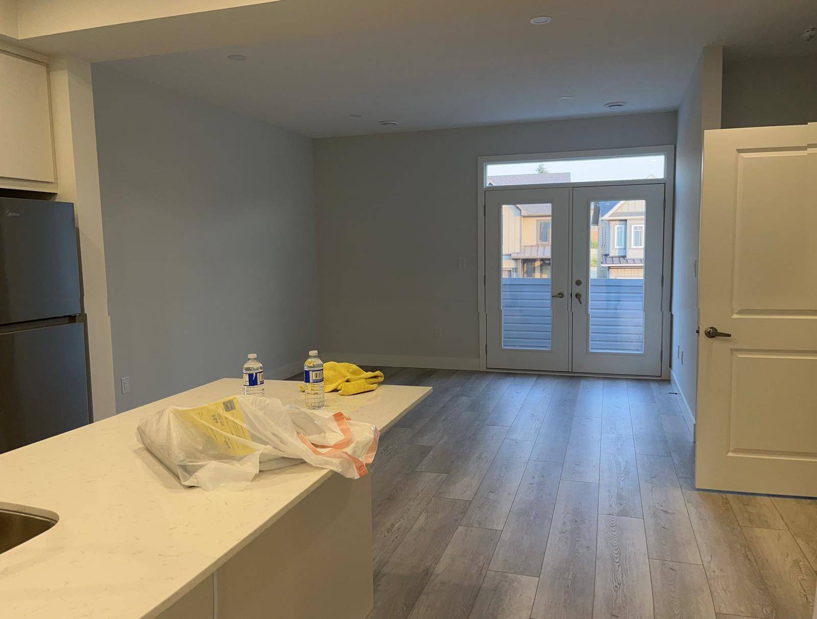 London South, ON N5Z 5A4,990 Deveron CRES #3