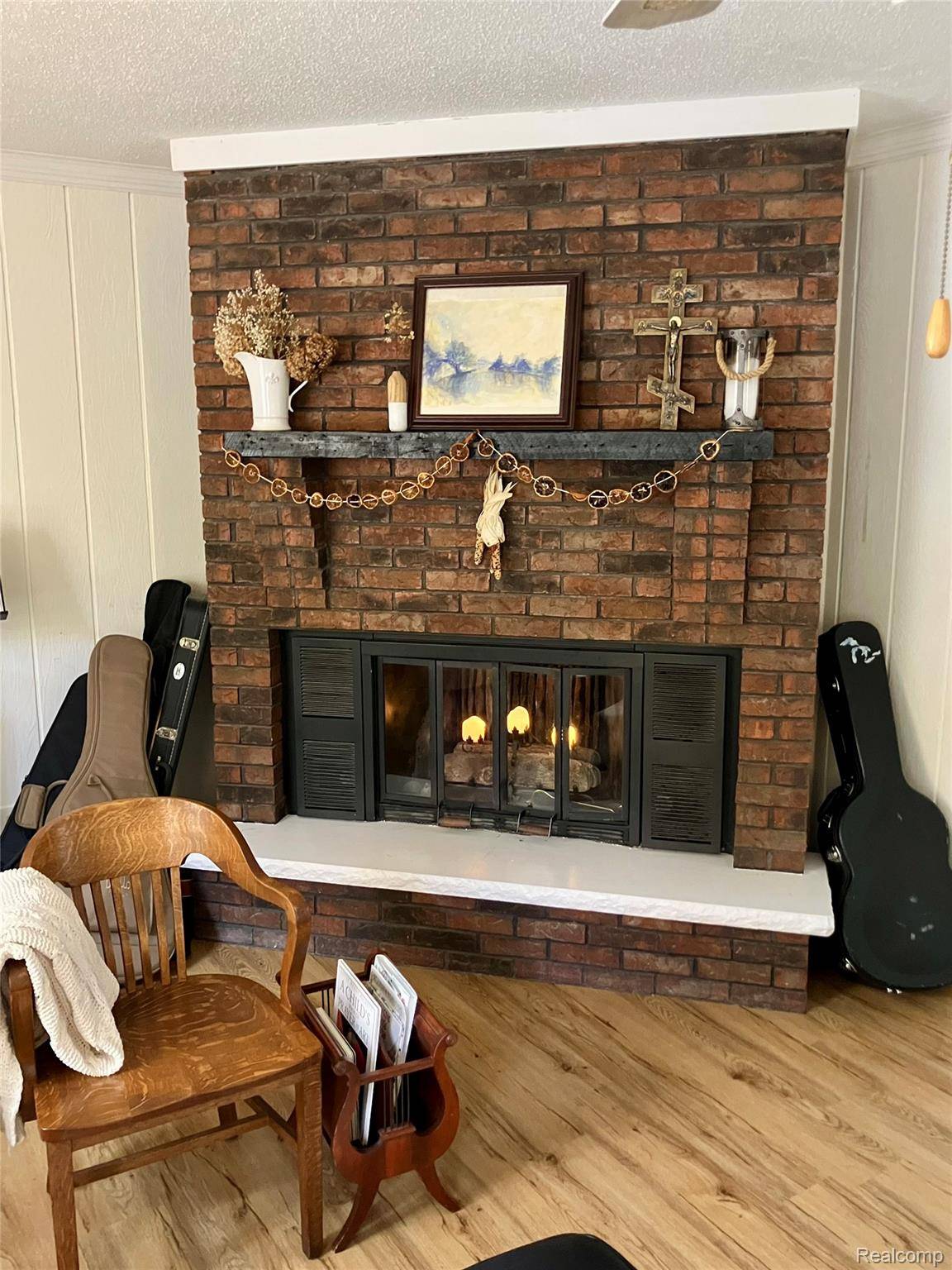 Hillsdale, MI 49242,41 Charles ST