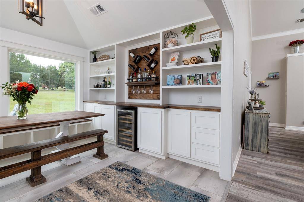 Granbury, TX 76049,4312 Rhea Road