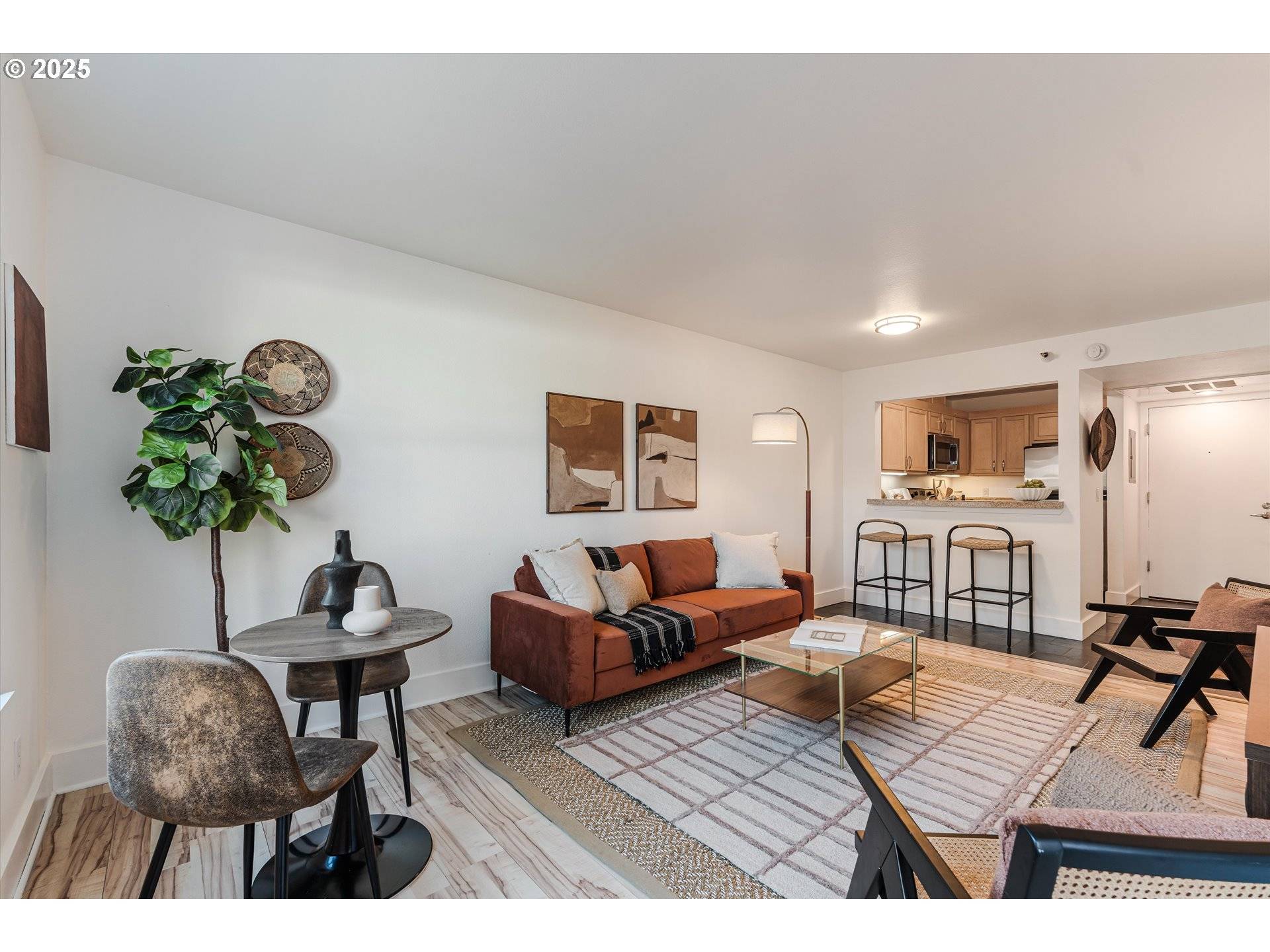 Portland, OR 97201,1500 SW PARK AVE #215