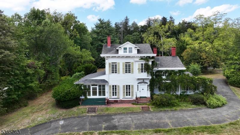 Hohokus Boro, NJ 07423,235 Wearimus Rd