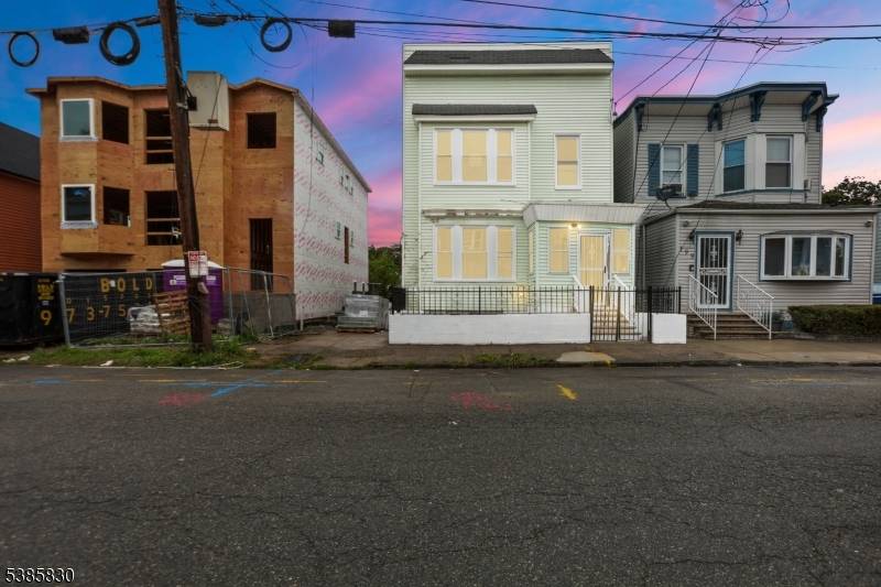 Irvington Twp., NJ 07111,201 Maple Ave