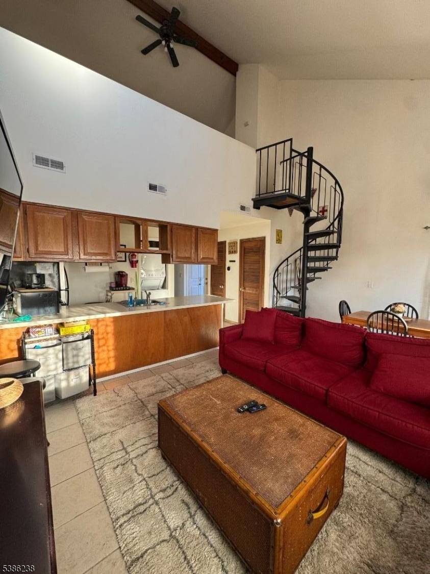 Vernon Twp., NJ 07462,1 Brandywine Ct #6