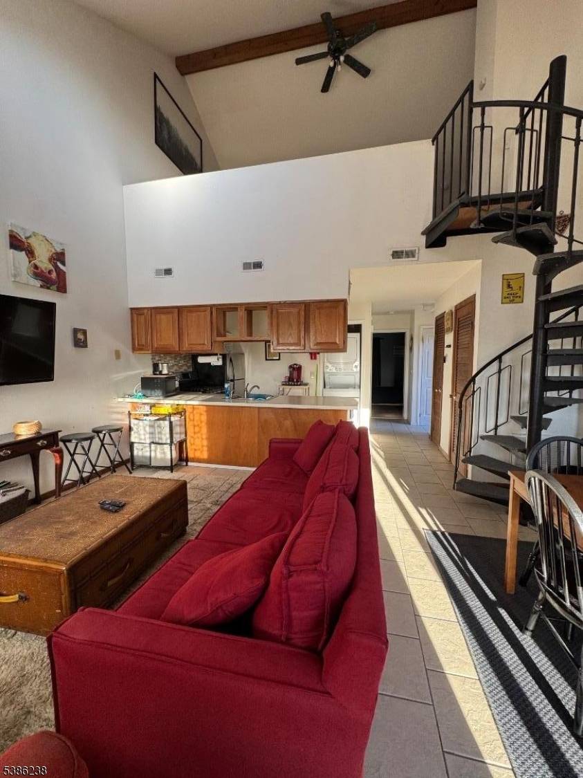 Vernon Twp., NJ 07462,1 Brandywine Ct #6