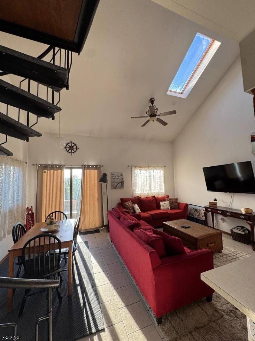 Vernon Twp., NJ 07462,1 Brandywine Ct #6