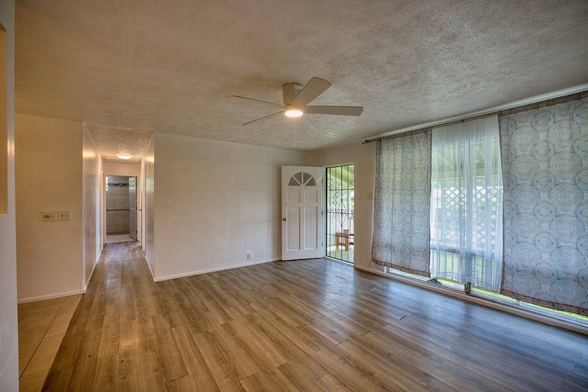 Hilo, HI 96720,1594 KAUNALA PL