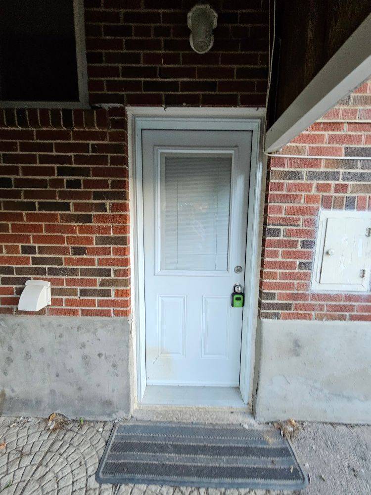 Toronto E04, ON M1R 3P9,259 Tower DR #Main