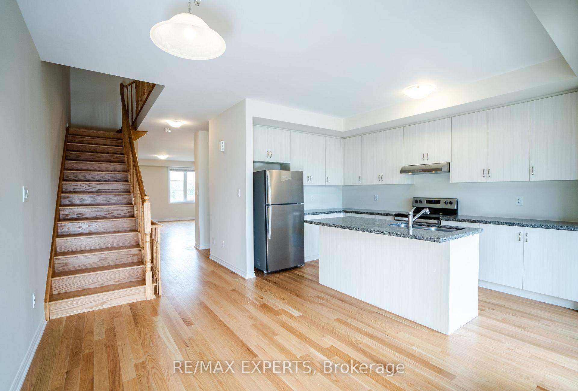 Burlington, ON L7P 0V7,1455 NATIONAL COMMON CRES