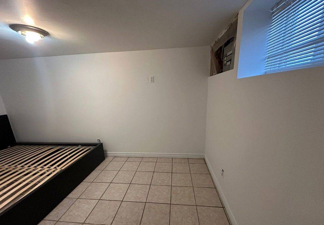 Toronto E04, ON M1L 2V7,41 Maybourne (Basement) AVE