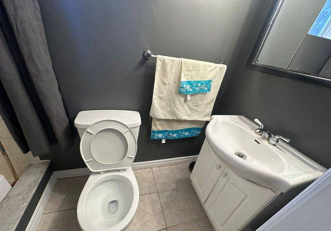 Toronto E04, ON M1L 2V7,41 Maybourne (Basement) AVE